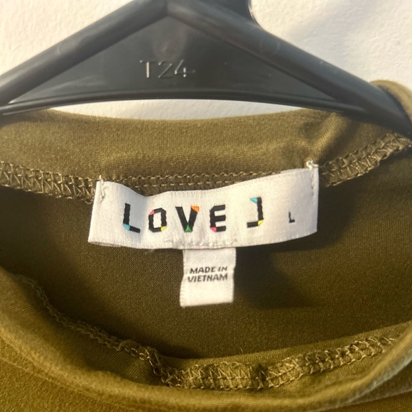 Love J Drawstring Side Solid Cropped T-Shirt - Olive Green L - Picture 4 of 4